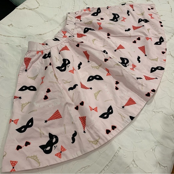 New without tags Kate Spade “skirt the rules” skirt
Waist: 24”, 14Y - Picture 1 of 8